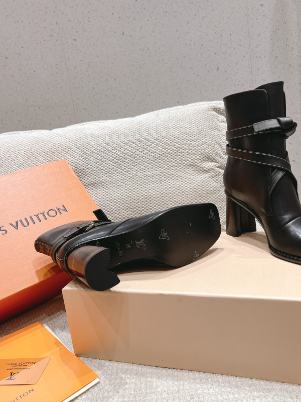 HOT SALE LOUIS VUITTON BOOTS