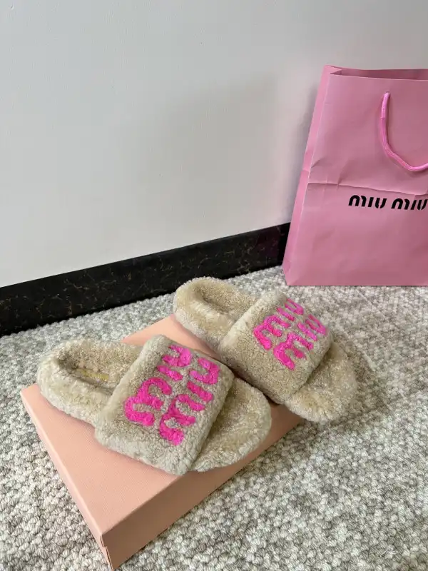 First bag ru MIUMIU SANDALS