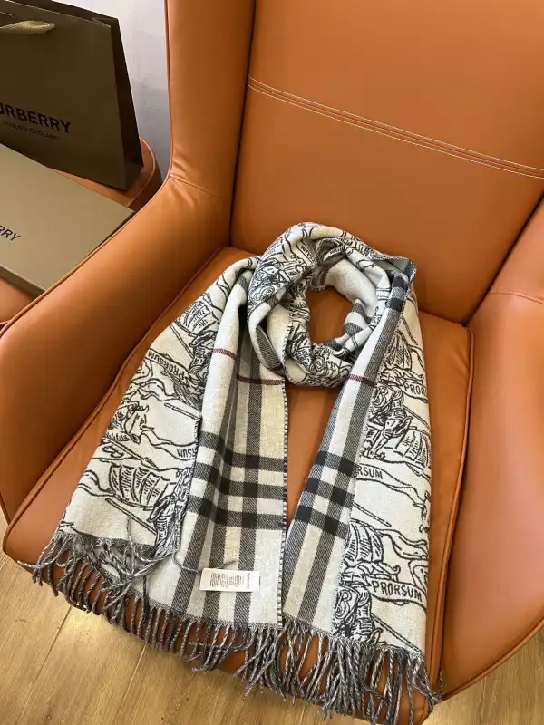 Burberry  Scarf