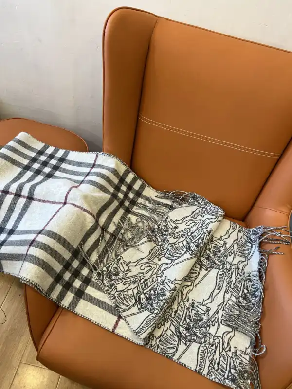 Burberry  Scarf