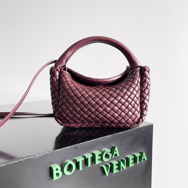 HOT SALE Bottega Veneta Mini Cobble Top Handle