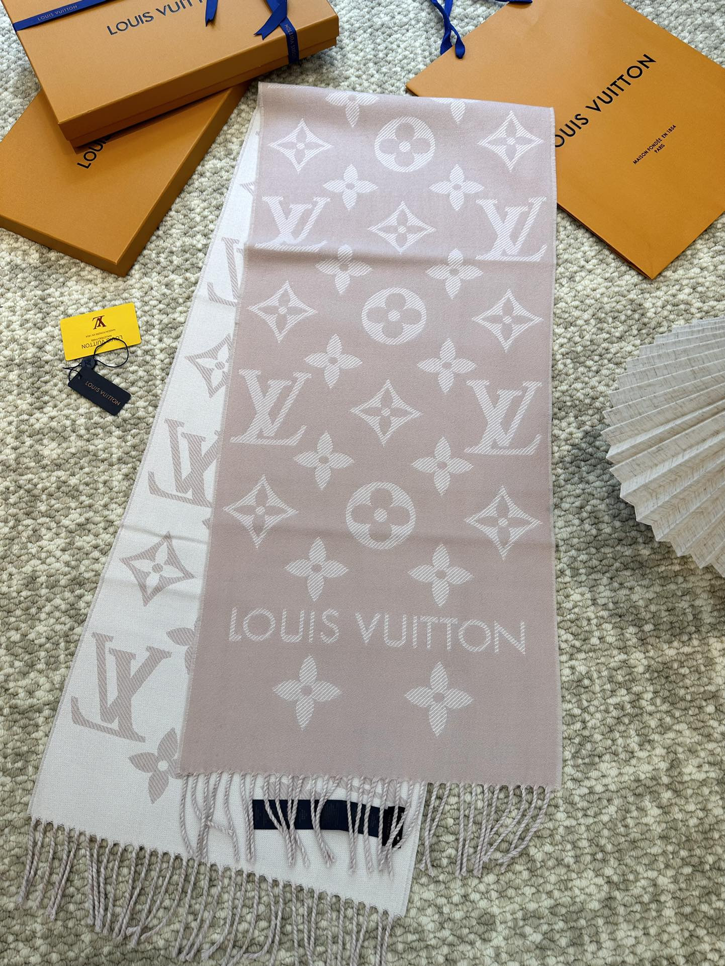 HOT SALE LOUIS VUITTON SCARF