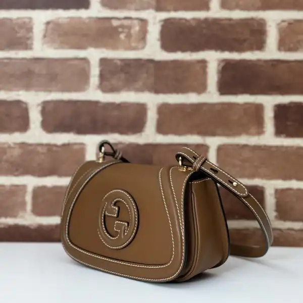 First bag ru Gucci Blondie mini shoulder bag-21.5*11*8CM