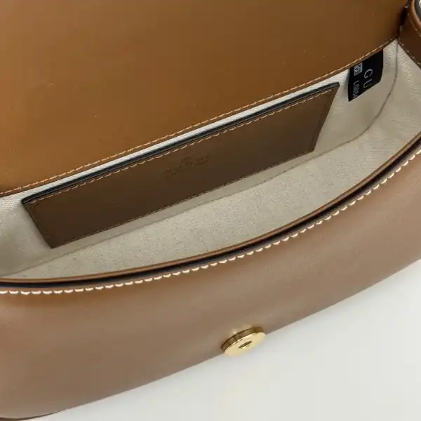 First bag ru Gucci Blondie mini shoulder bag-21.5*11*8CM