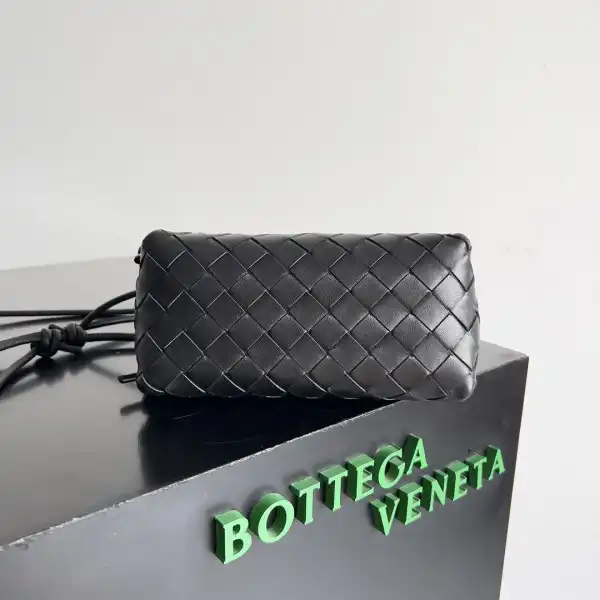 Bottega Veneta Intrecciato Concert Pouch