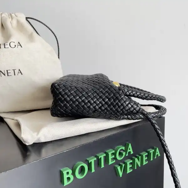 Bottega Veneta Mini Tosca