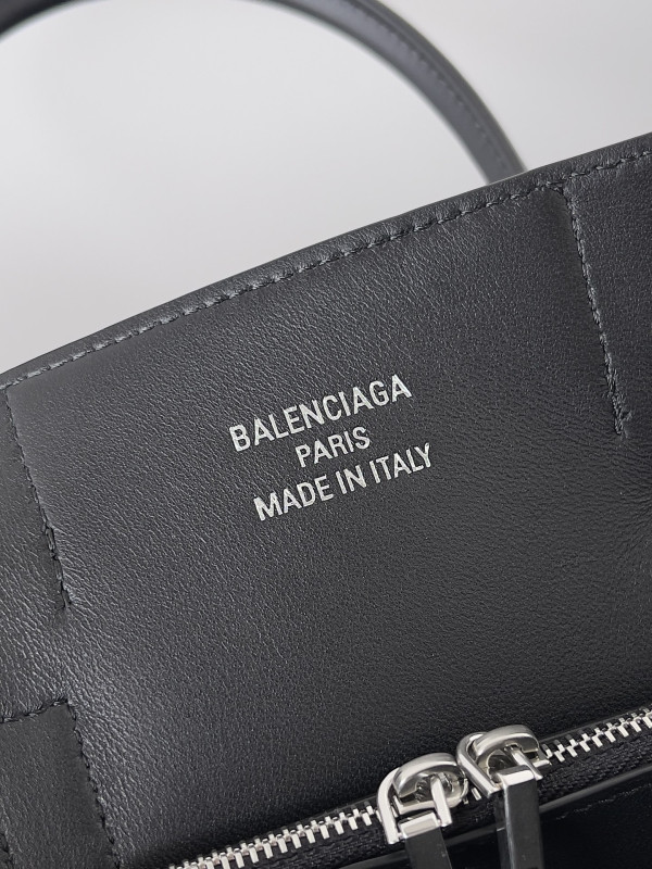 HOT SALE Balenciaga Women's Bel Air Medium Carry All Bag