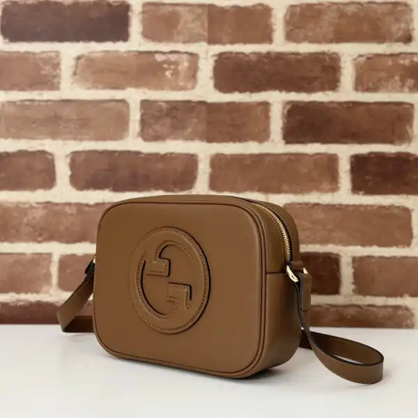 Yupoo bagsoffer Gucci Blondie mini shoulder bag-21.5*11*8CM