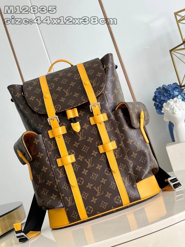 HOT SALE Louis Vuitton Christopher Backpack MM-38*44*12.5CM