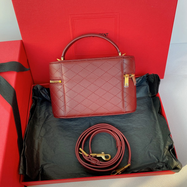 HOT SALE YSL Gaby vanity bag in lambskin