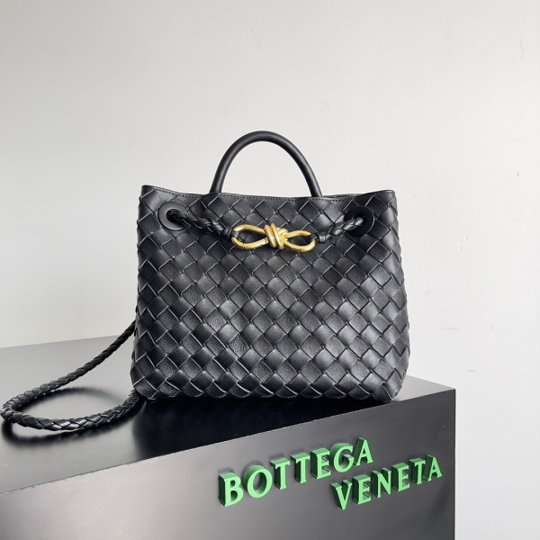 BOTTEGA VENETA SMALL ANDIAMO-25*22*10.5cm