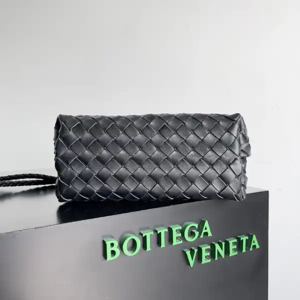 First bag ru BOTTEGA VENETA SMALL ANDIAMO-25*22*10.5cm