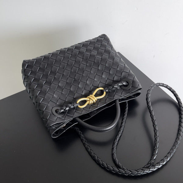 BOTTEGA VENETA SMALL ANDIAMO-25*22*10.5cm