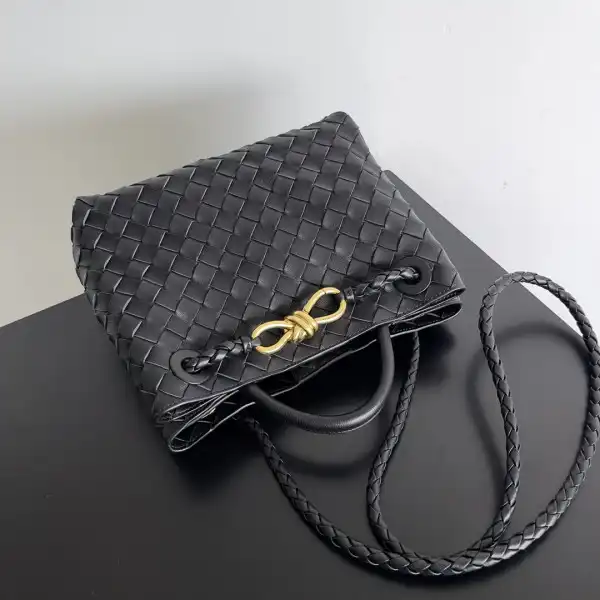 Bagsoffer yupoo BOTTEGA VENETA SMALL ANDIAMO-25*22*10.5cm