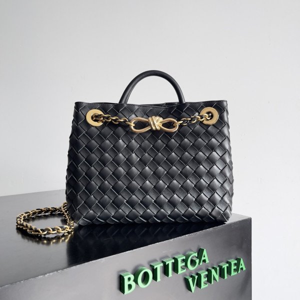 HOT SALE Bottega Veneta Small Andiamo Chain-25*22*10.5cm