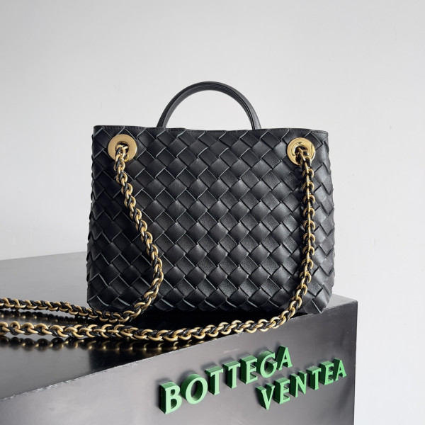 HOT SALE Bottega Veneta Small Andiamo Chain-25*22*10.5cm