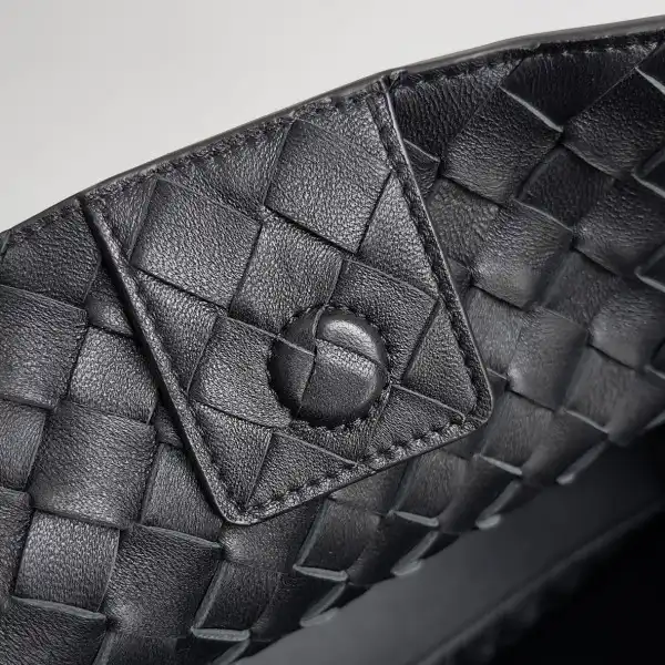 BOTTEGA VENETA MEDIUM ANDIAMO