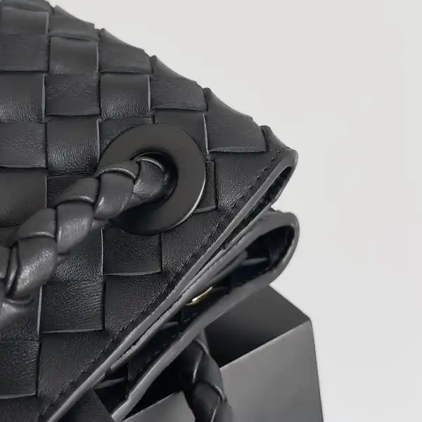 BOTTEGA VENETA MEDIUM ANDIAMO