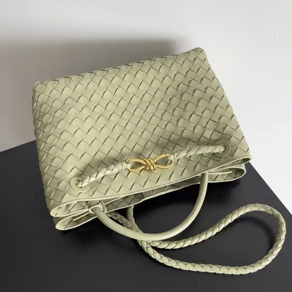 BOTTEGA VENETA MEDIUM ANDIAMO