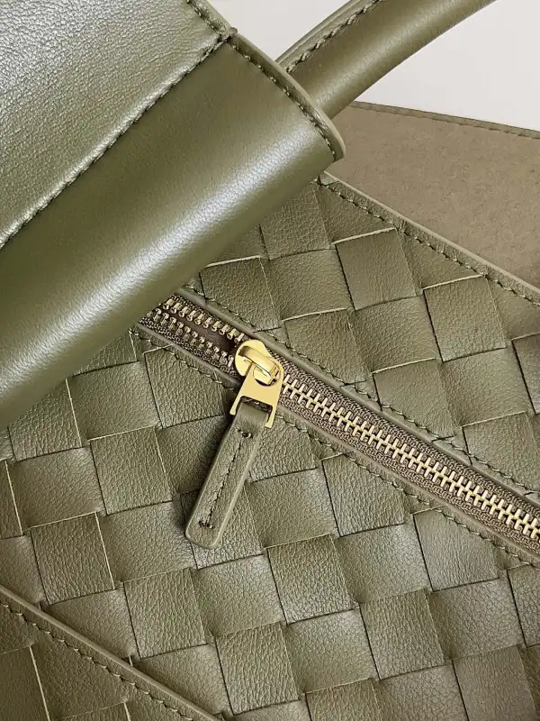 First bag ru BOTTEGA VENETA LARGE ANDIAMO-45*22*34CM