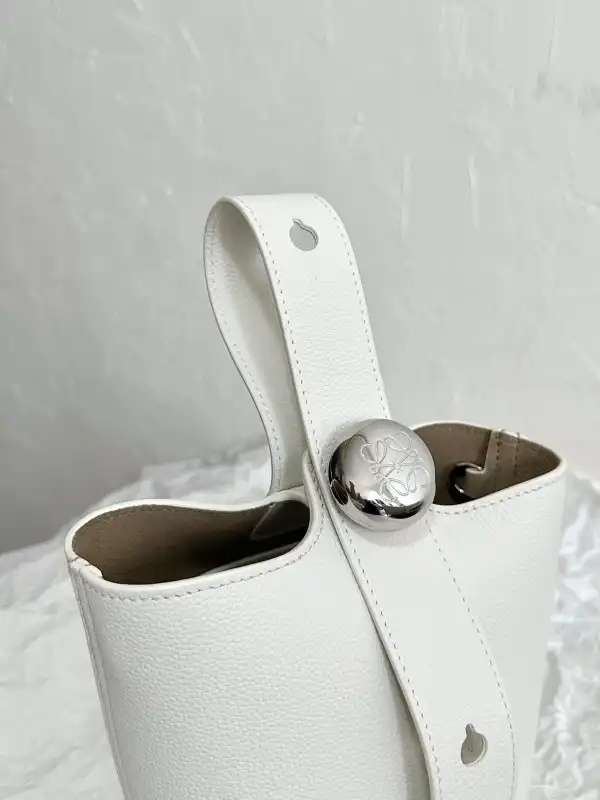 First bag ru Lowee Mini Pebble Bucket bag-19.5*16*16CM