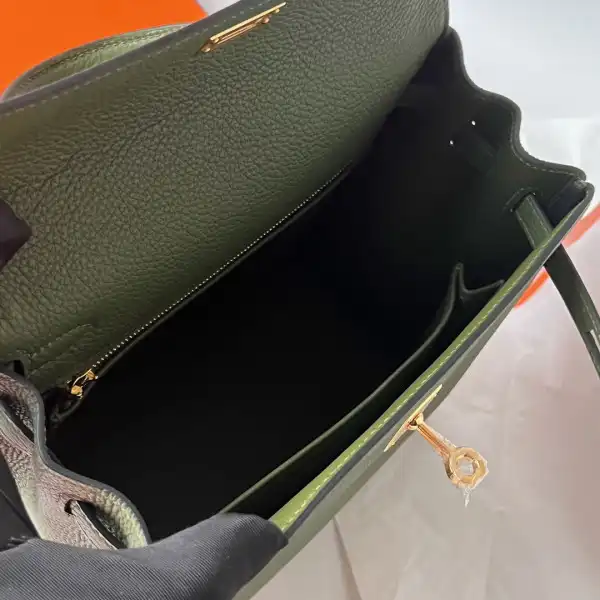 HERMES KELLY 25CM ALL HANDMADE TOGO LEATHER