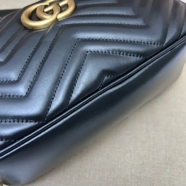 Frstbag ru Gucci GG Marmont small shoulder bag