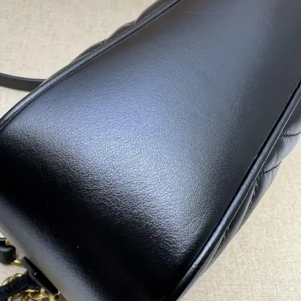 Cheap Gucci GG Marmont small shoulder bag