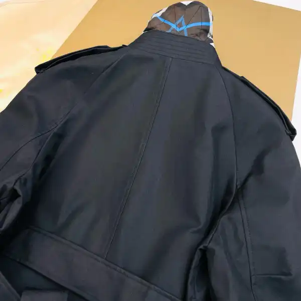 Frstbag ru Burberry Trench Jacket