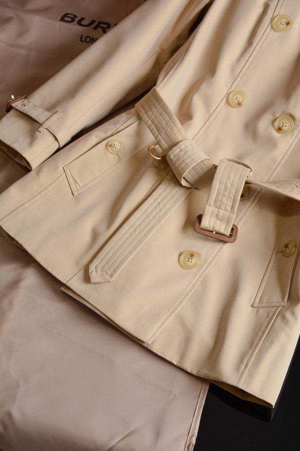 HOT SALE Burberry Short Kensington Heritage Trench Coat