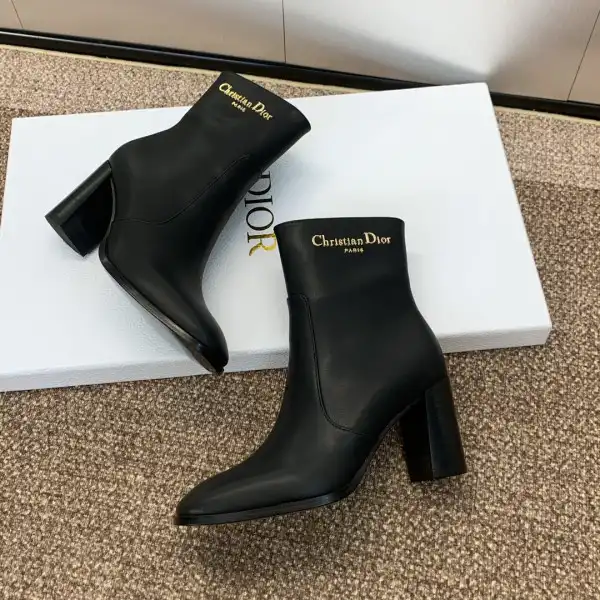 Diro D-Town Heeled Ankle Boot