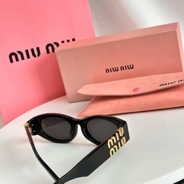 HOT SALE MIUMIU SUNGLASSES