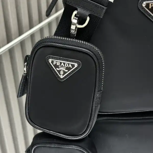 Bagsoffer Prada Re-Nylon and Saffiano shoulder bag