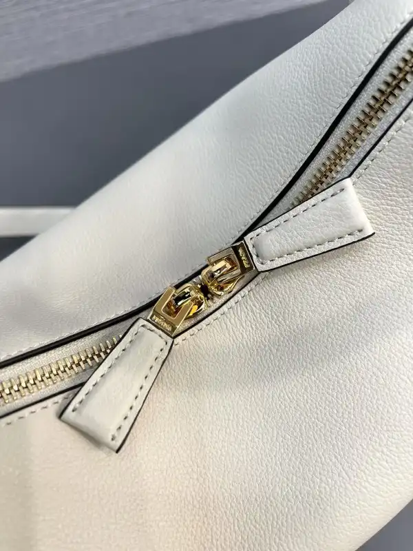 Frstbag ru Prada Darling leather handbag