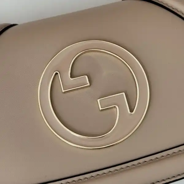 Bagsoffer Gucci Blondie mini shoulder bag