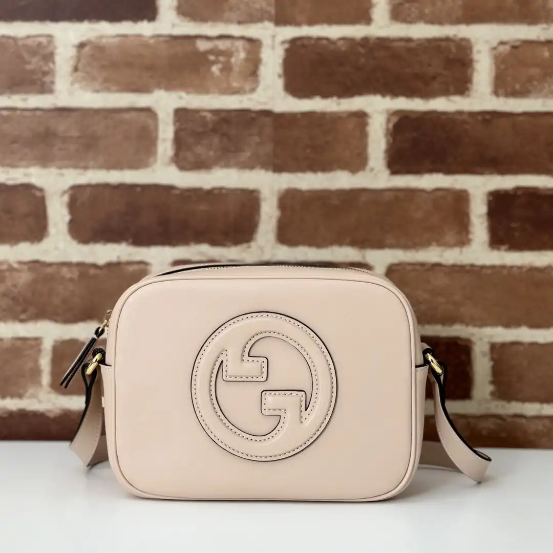 First bag ru Gucci Blondie mini shoulder bag-21.5*11*8CM