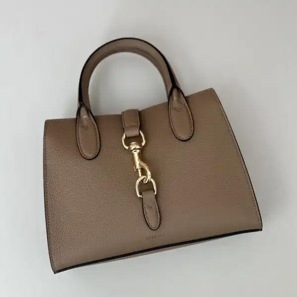 Gucci Small tote bag with hook CHANELosure