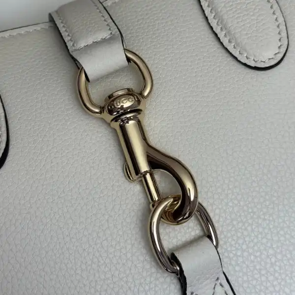 Gucci Small tote bag with hook CHANELosure