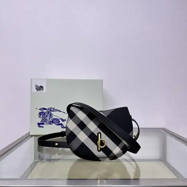 First bag ru Burberry Mini Rocking Horse Bag