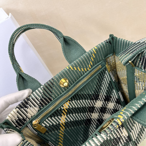 HOT SALE Burberry Mini Check Knitted Tote-25*11*22CM