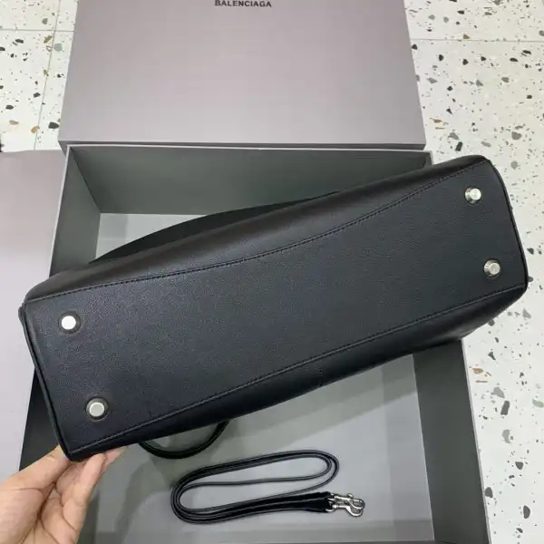 Frstbag ru BALENCIAGA RODEO-39.8*29.9*12.9CM