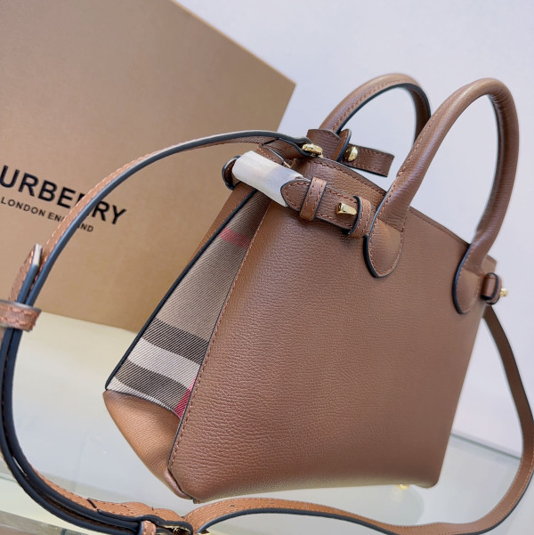 HOT SALE Burberry Tote bag-26*12*19CM