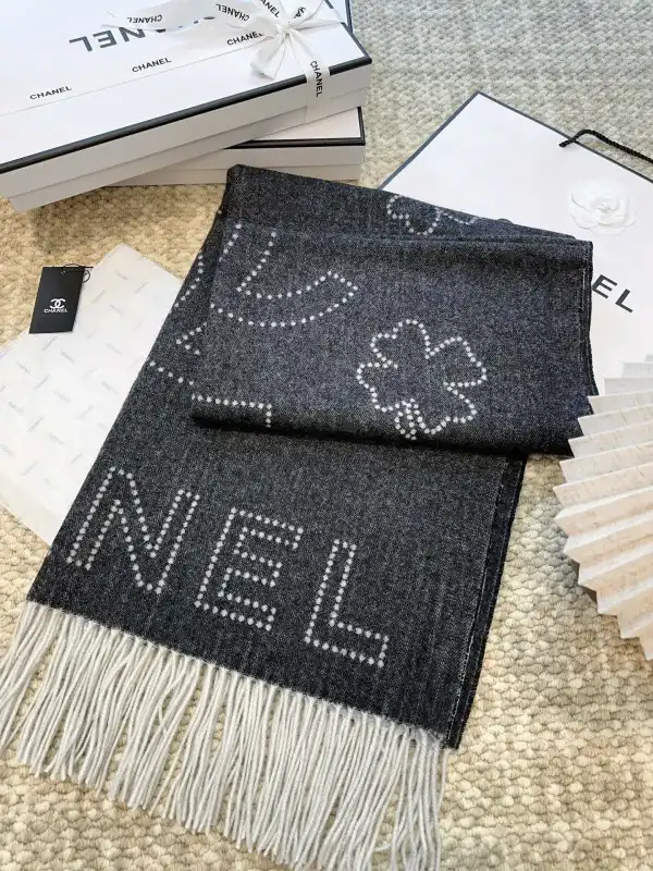 CHANEL Scarf