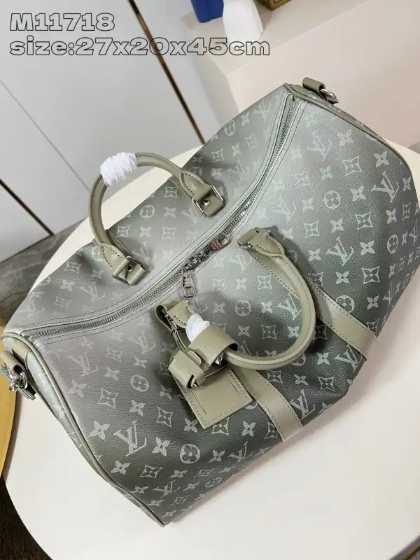 Rep LOUIS VUITTON KEEPALL BANDOULIÈRE 45