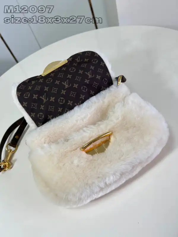 First bag ru Louis Vuitton Ski Sunset