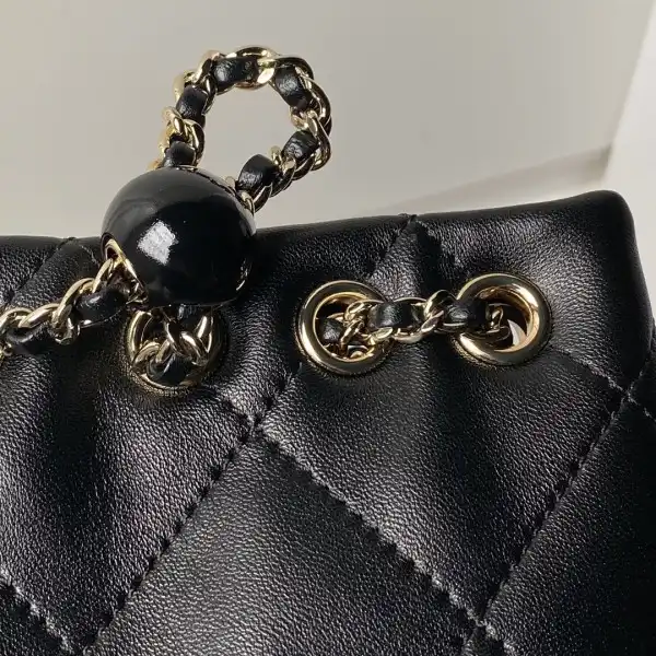 CHANEL BUCKET BAG