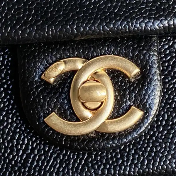 CHANEL FLAP BAG -17×26×8CM