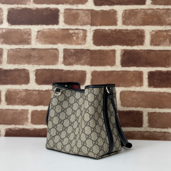 HOT SALE Gucci GG Emblem mini bucket bag