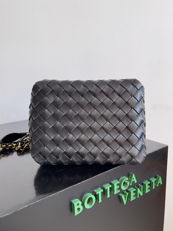 HOT SALE Bottega Veneta Small Parachute Chain