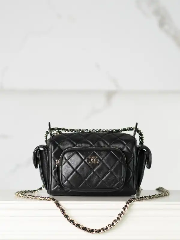 First Bag Ru CHANEL CAMERA BAG-13*23*15CM